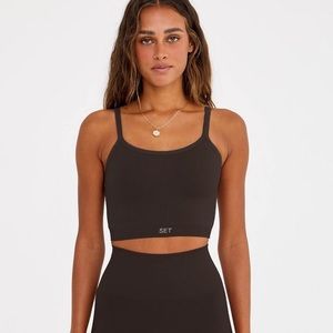 NWT Sculptflex Body Crop in Espresso